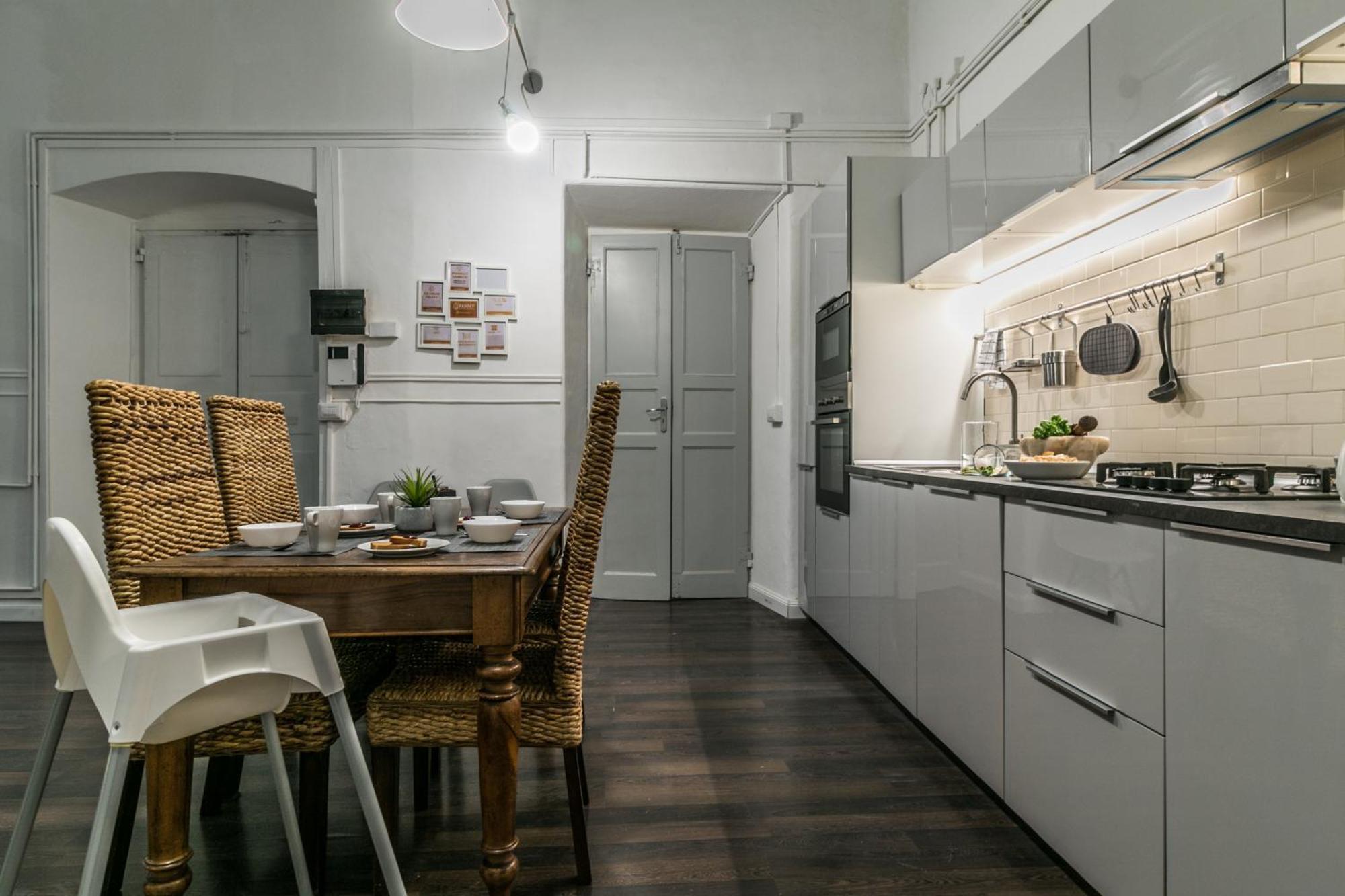 Family Apartments San Lorenzo Генуа Екстериор снимка